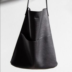 Oak and fort shoulder tote bag